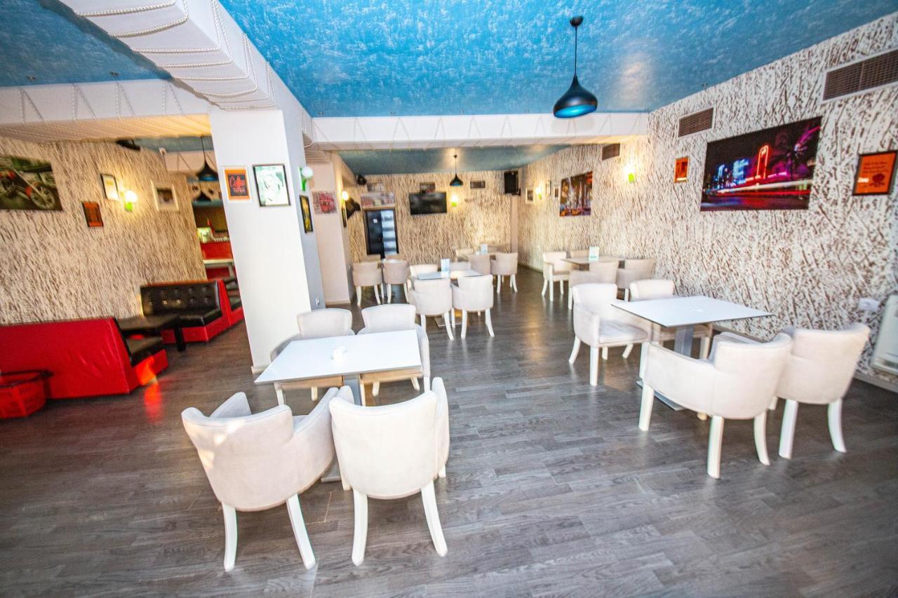 Hotel Primavera Sarande Bagian luar foto
