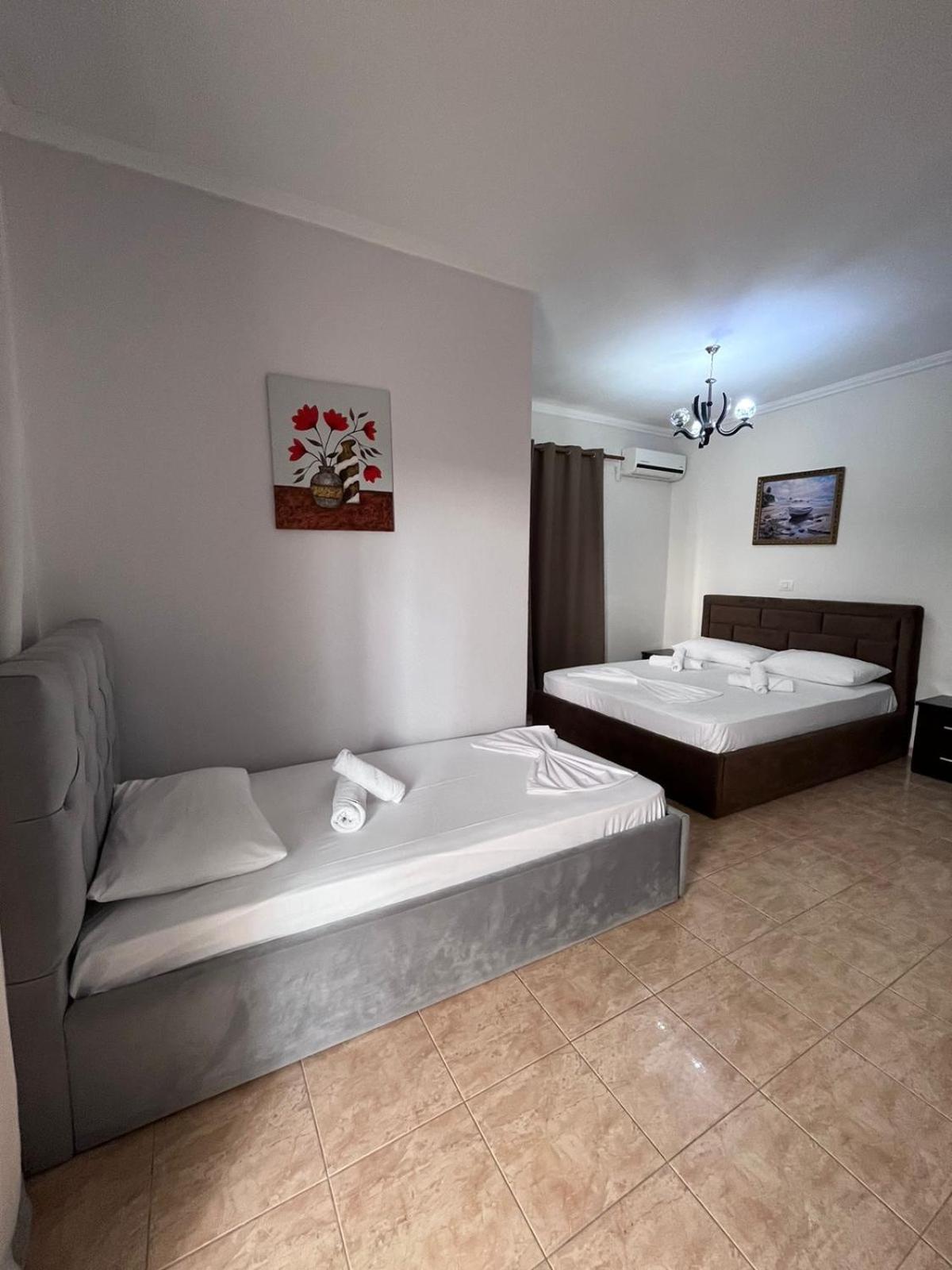 Hotel Primavera Sarande Bagian luar foto